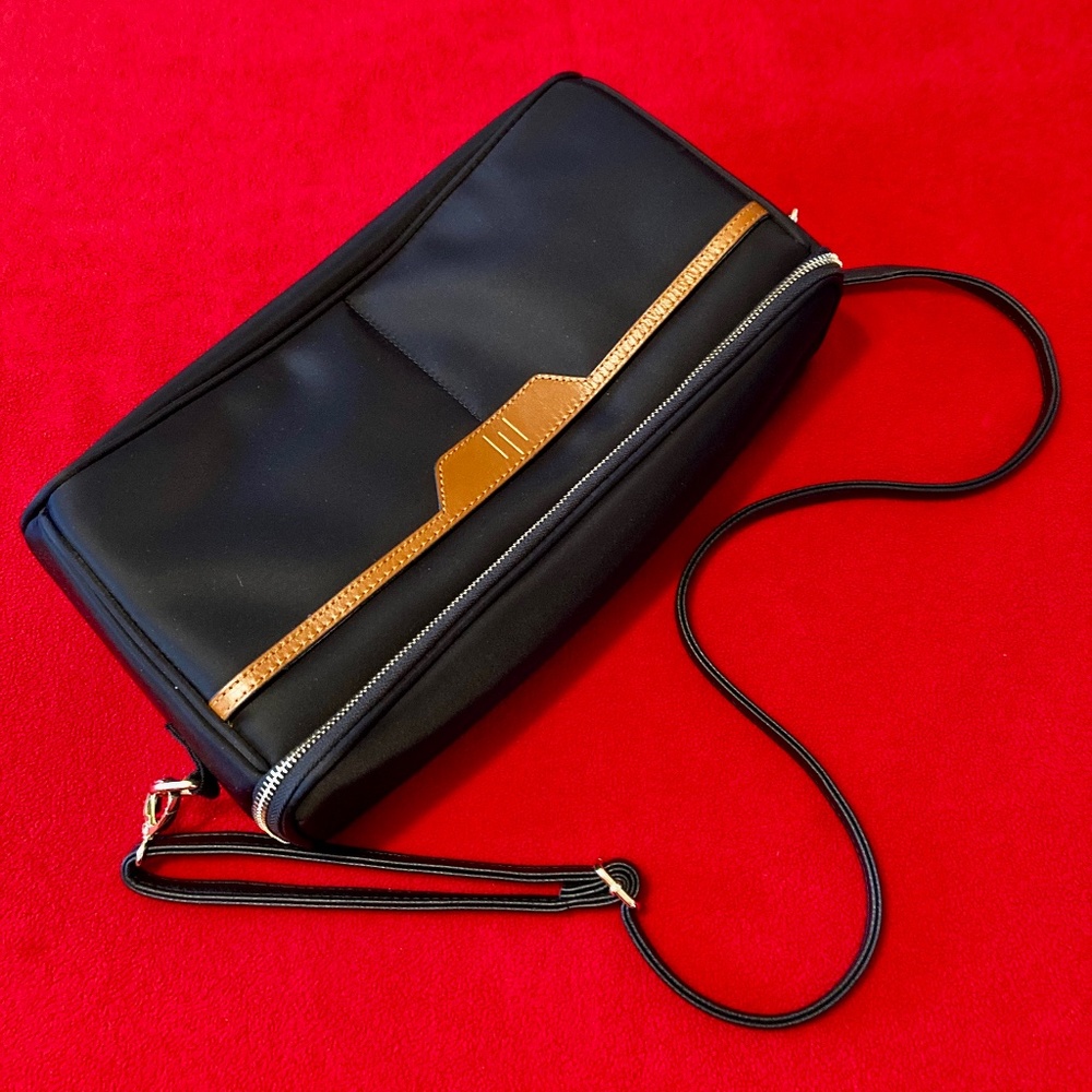 La Mansio Accessory Bag